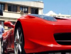 Ankaragücü için Ferrarisini sattı