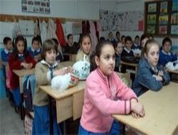 Montla ders mazide kaldı