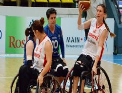 Engeller sporla aşıldı