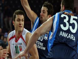 Telekom lider karşısında