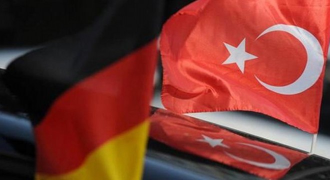 Alman Süddeutsche Zeitung gazetesi: Terör konusunda Türkiye'ye destek olmalıyız