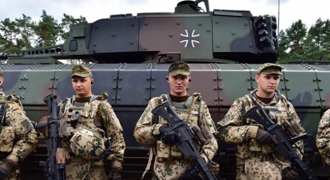 Alman ordusunun dergisinde PKK/YPG skandalı!