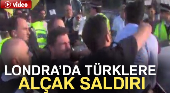 Londra'da PKK'lılar yol kesti