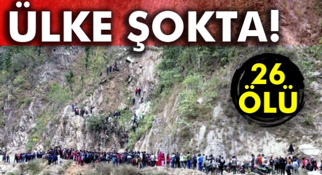 Nepal'de otobüs 200 metrelik uçuruma yuvarlandı: 26 ölü