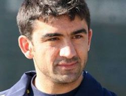 Özat:‘Puan alıyoruz yine eleştiriliyoruz'